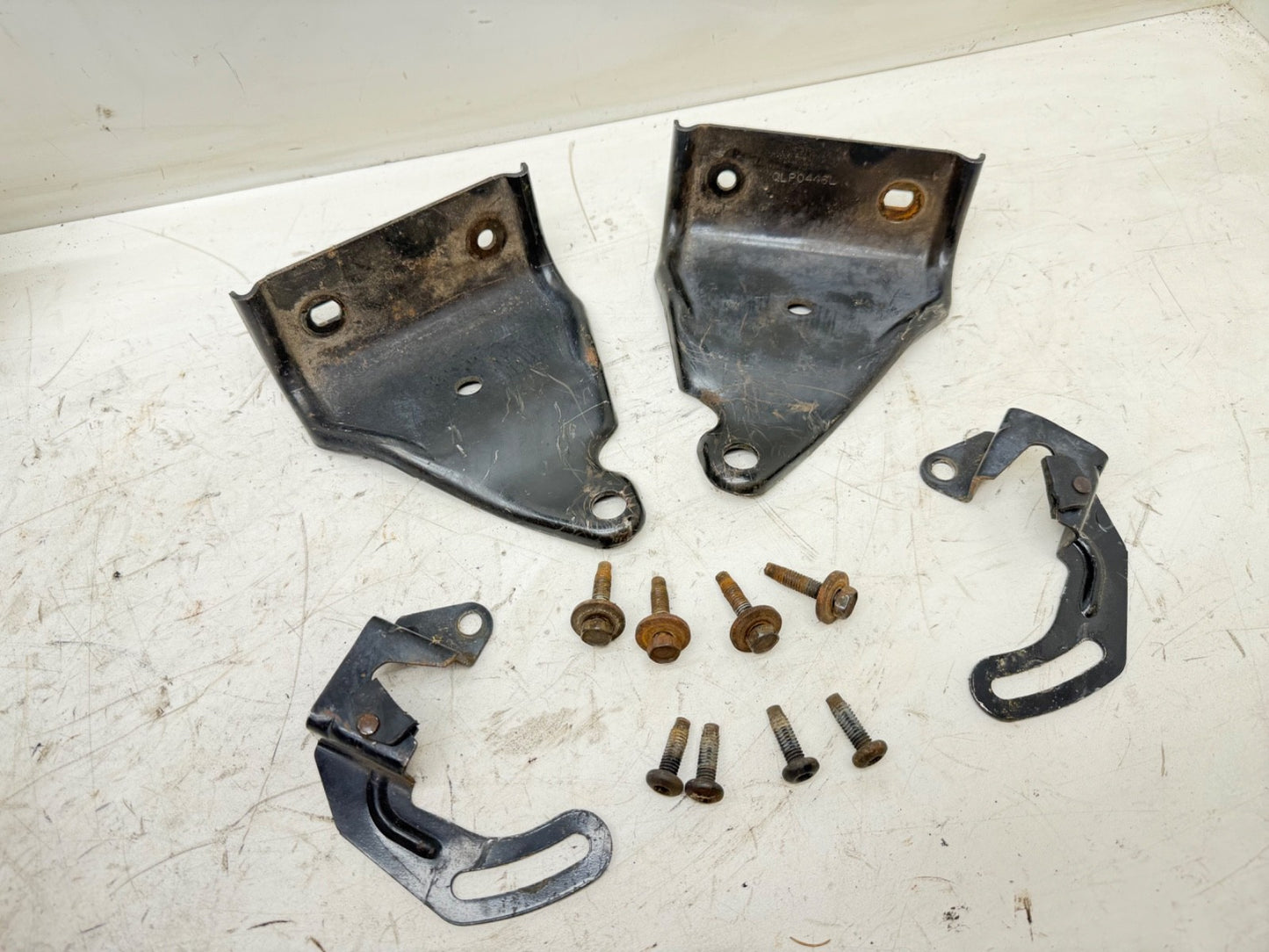 97-02 Jeep TJ Wrangler BACK SEAT BRACKETS Side Rear Bracket OEM Floor Complete