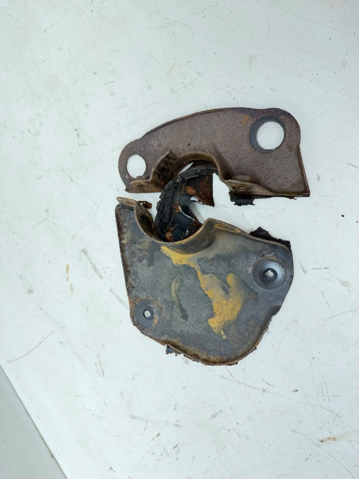 76-95 Jeep CJ YJ Steering Column to Firewall Mounting Bracket
