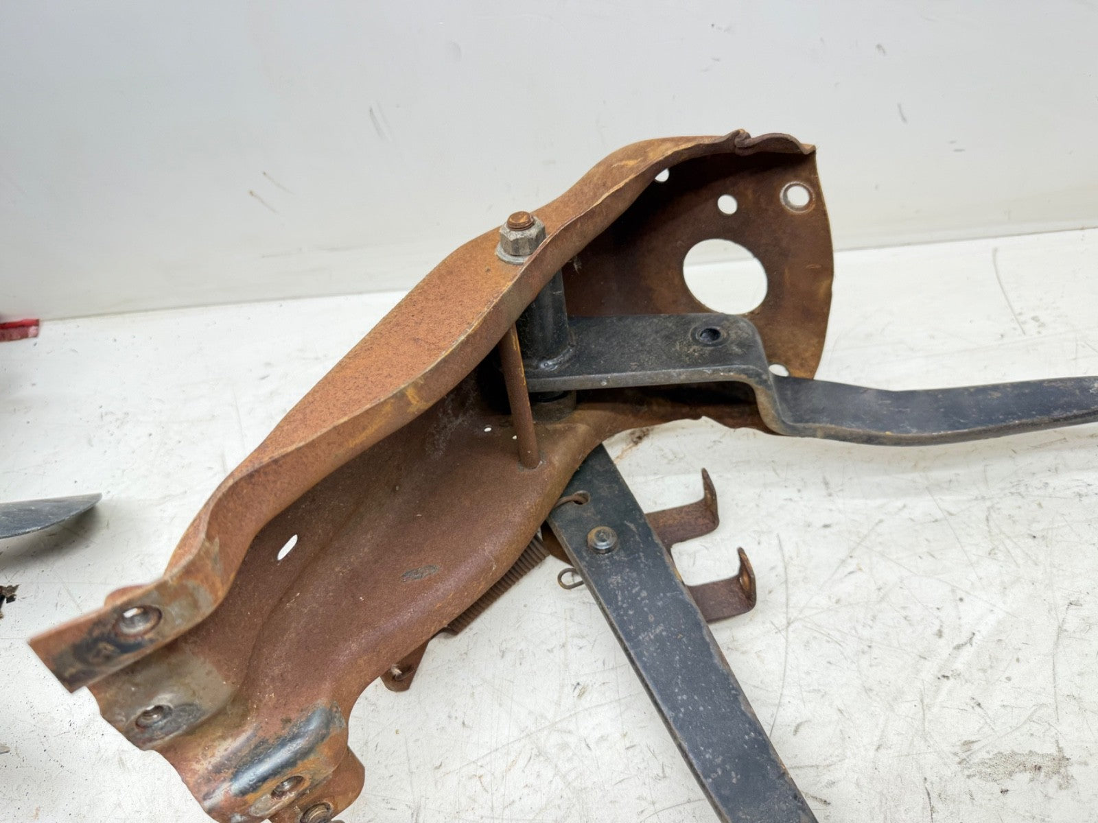 87-90 Jeep Wrangler YJ Pedal Assembly Manual Clutch OEM Brake 87 88 89 90 Petal