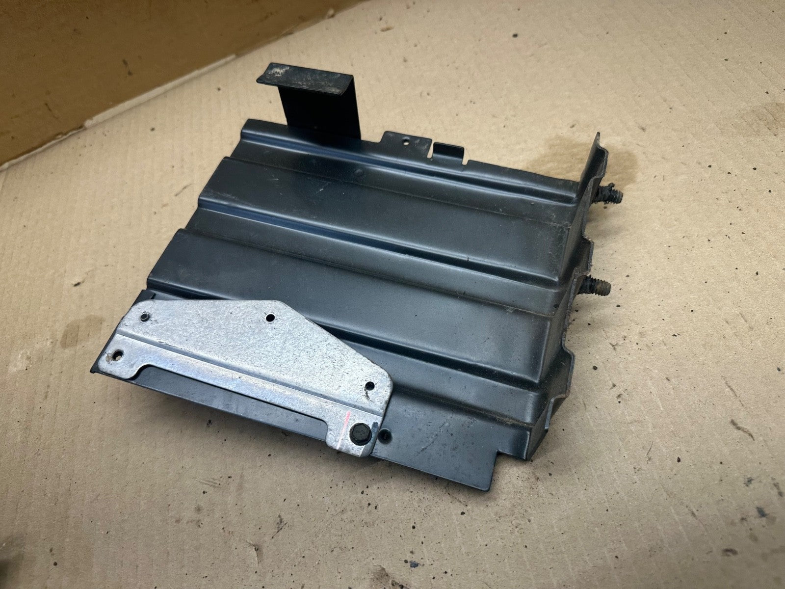 Jeep Wrangler YJ 4.2L Engine Computer ECU Module Dash Mount Bracket 1987-1990 oe