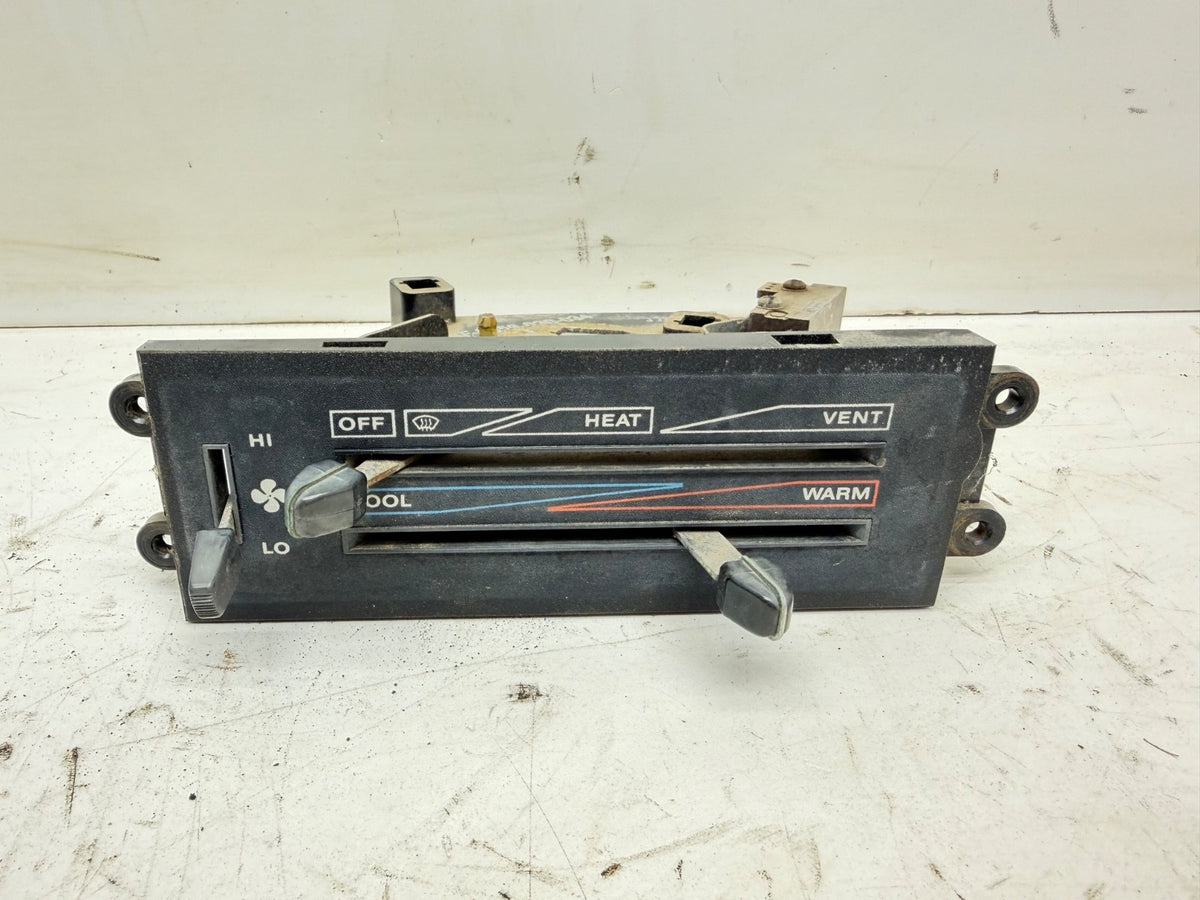 87-95 Jeep Wrangler YJ HEAT Panel Temp Climate Control Unit Heater HVAC Switch
