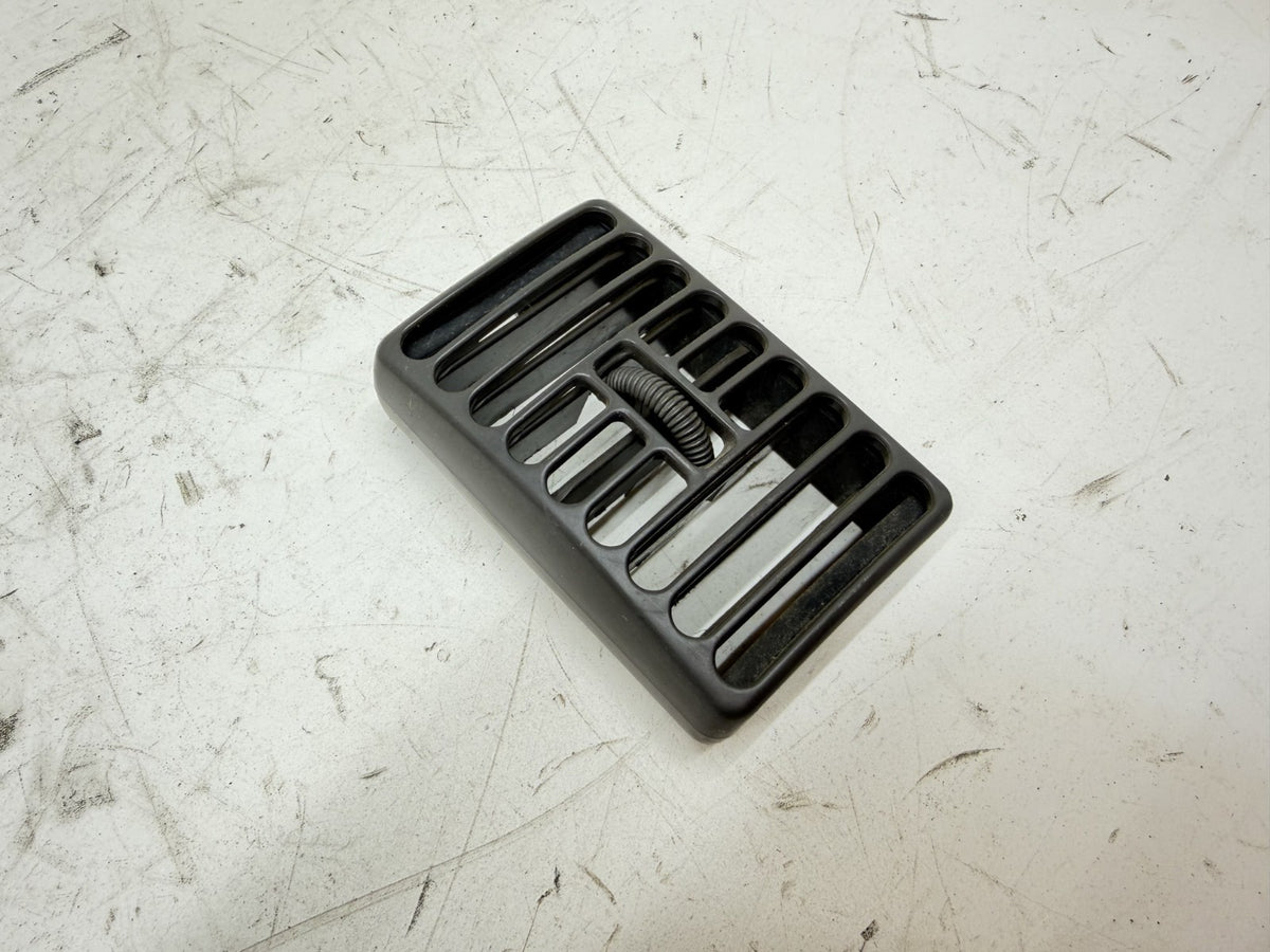 Jeep Cherokee XJ 97-01 OEM Single Left Right Dash Vent Louver Outlet Insert Grey