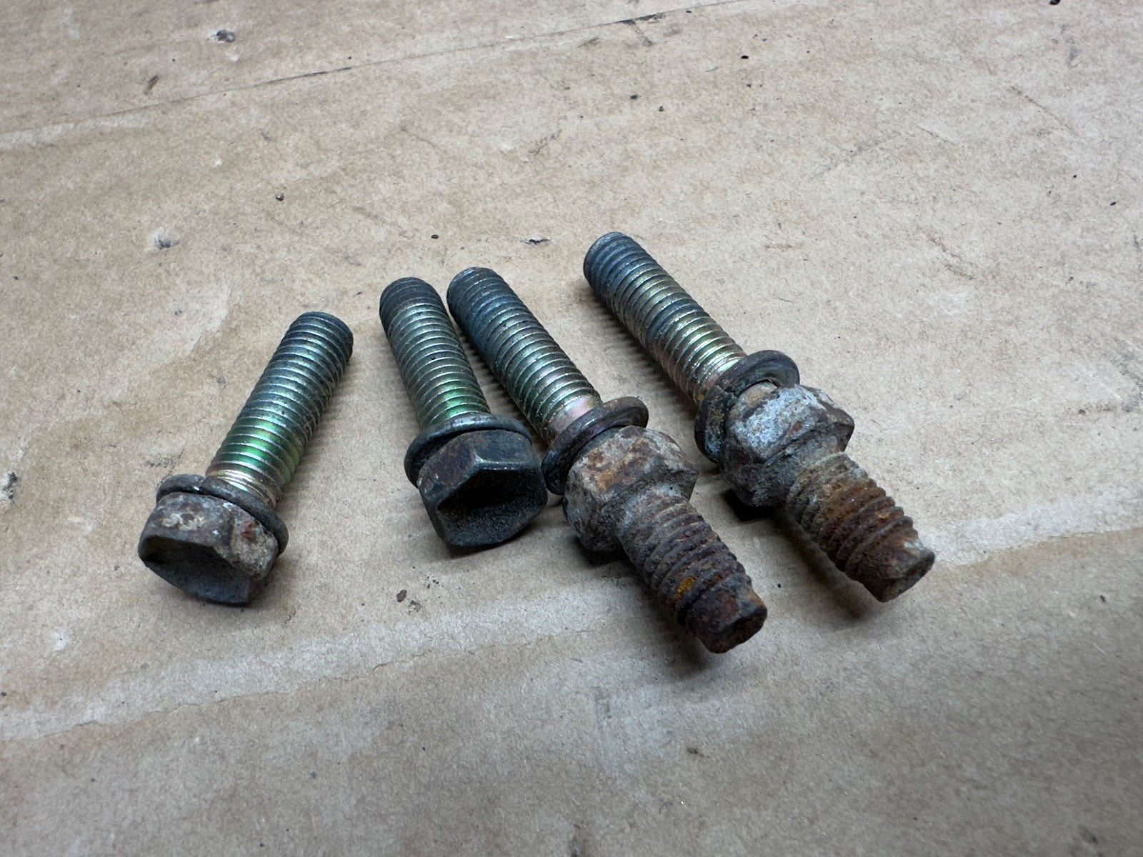 Jeep Wrangler YJ TJ 90-99 AX5 AX15 Transmission Shift Tower Stud Bolts Shifter