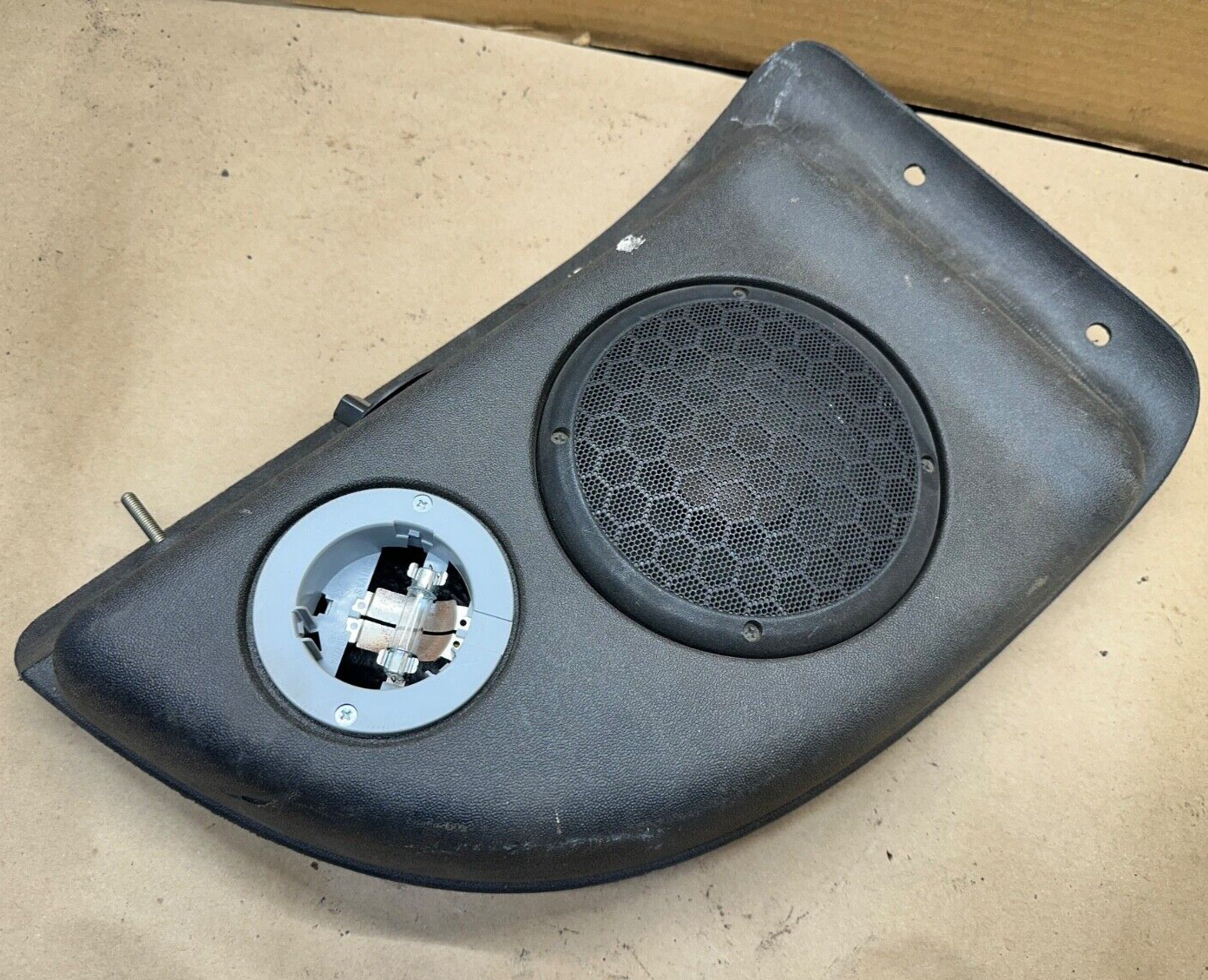 03-06 Jeep Wrangler TJ LEFT DRIVER Roof Speaker Sound Bar Dome OEM Pod Soundbar