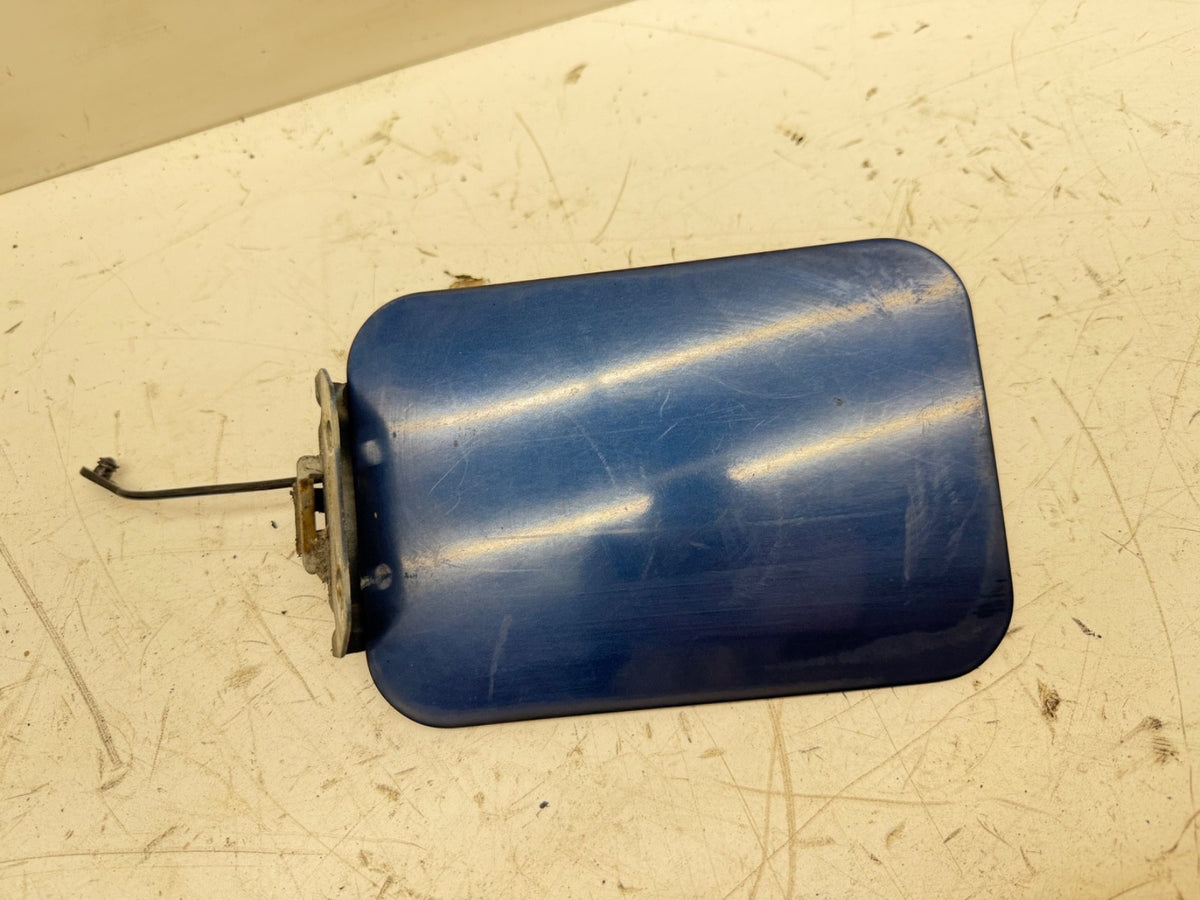 1996 Jeep Cherokee XJ OEM Fuel Fill Door Gas Tank Filler Cover Lid Blue 97 98 99