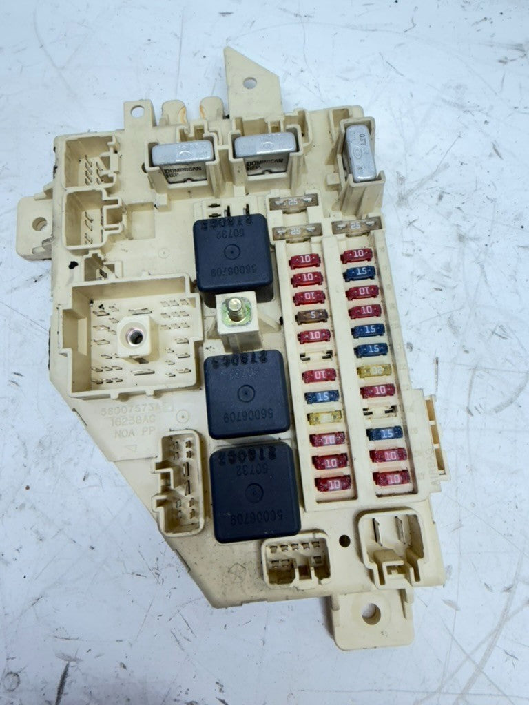 Jeep Cherokee XJ 97-01 OEM Interior Fuse Box Panel 56007573AE Board Relay Inside