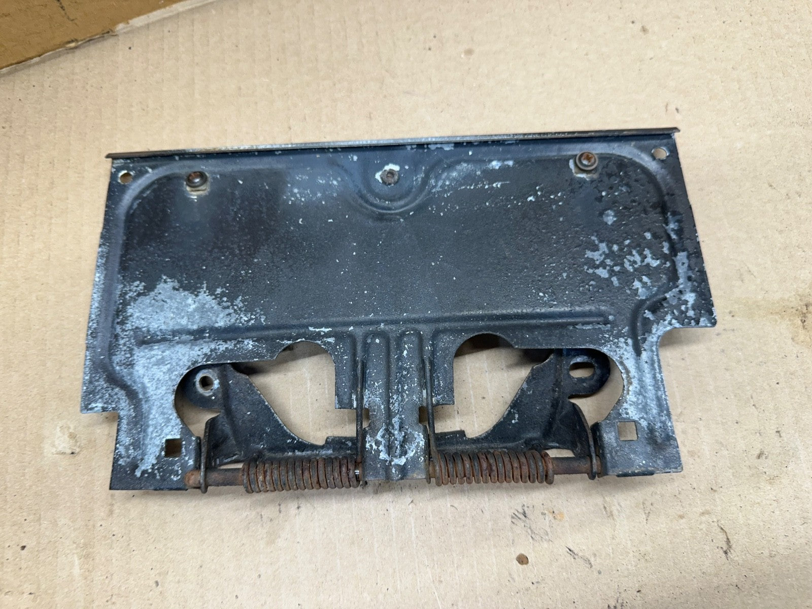 Jeep Wrangler YJ 87-95 Rear License Plate Mount Tag Bracket Factory OEM Gas Flap