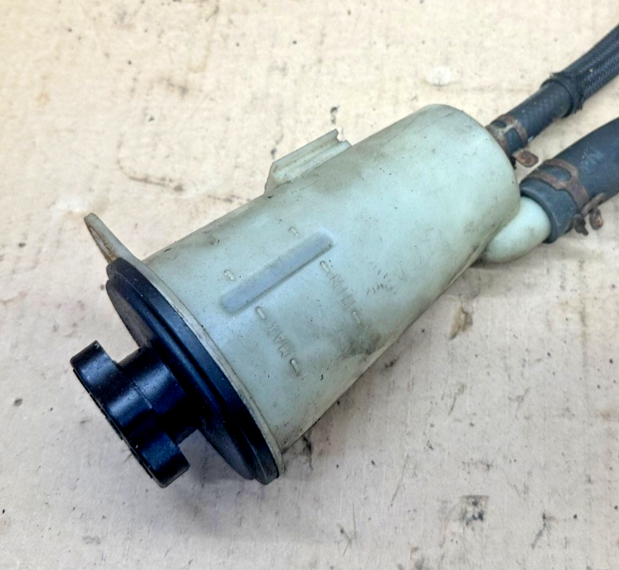 11-16 Ford F250 F350 6.7L Power Steering Fluid Reservoir Cc24-3R700-Aa Econoline