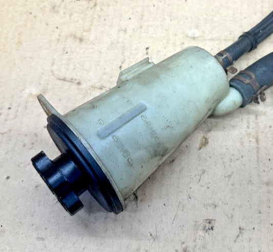 11-16 Ford F250 F350 6.7L Power Steering Fluid Reservoir Cc24-3R700-Aa Econoline