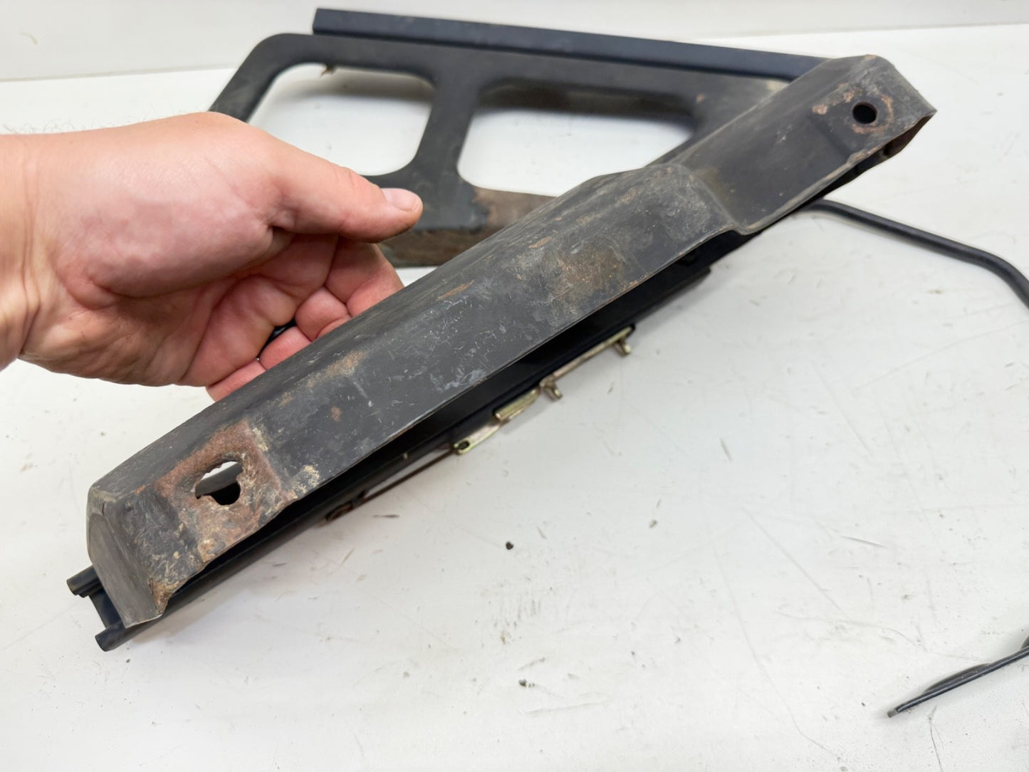 91-95 Driver Side Left Jeep Wrangler YJ Front SEAT MOUNT BRACKET Slider Mounting