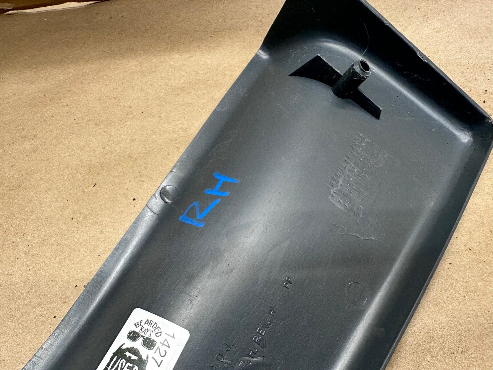 84-96 Jeep Cherokee XJ Passenger Side Manual Seat Track Trim Right Lower Cover